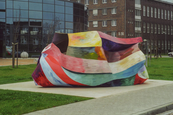 Andreas Freyer: Höhle (2002)